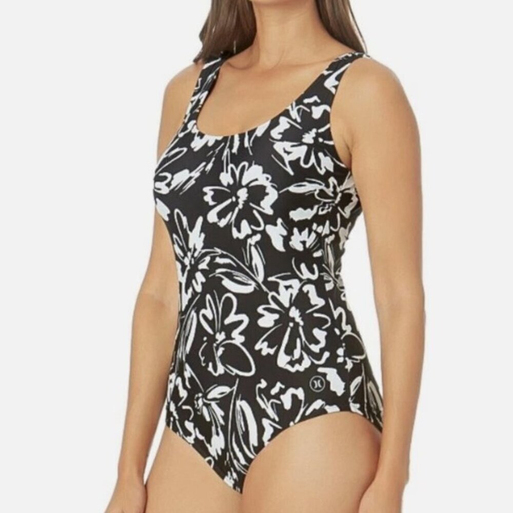Hurley Ink Fresco Floral One-Piece Swimsuit – Black & White – Size M – Gently Us